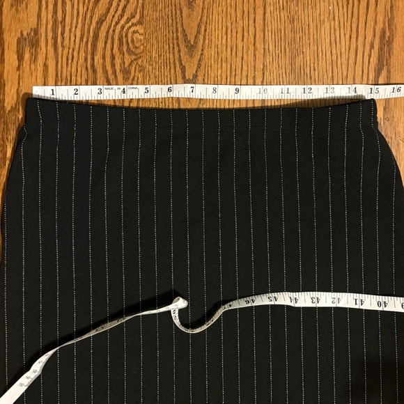 Long Business Casual Skirt - Picture 4 of 4